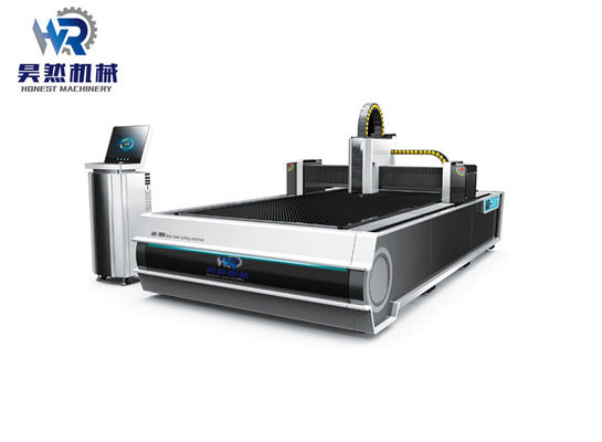 Maszyna do cięcia metalu laserem światłowodowym 1500 * 3000 mm, wycinarka laserowa o wysokiej prędkości 1530